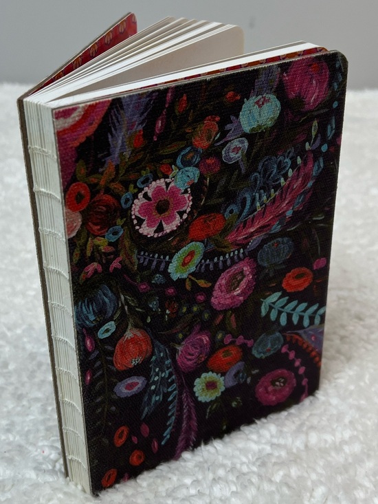 Studio Oh! Other - Studio Oh! Floral Canvas DECONSTRUCTED JOURNAL Notebook w/Elastic Closure